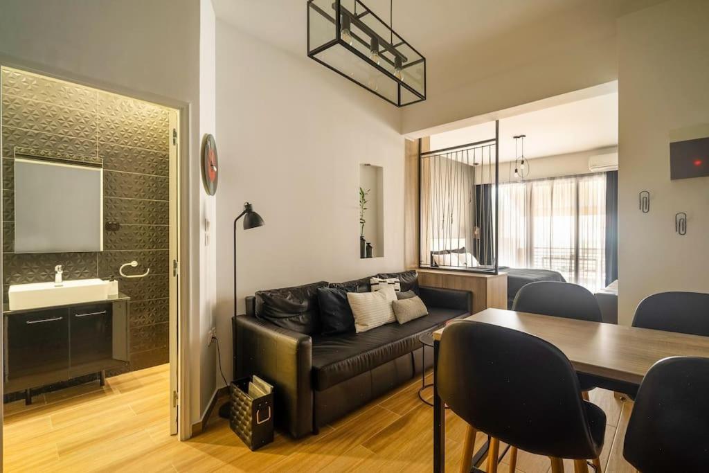 Super Stylish Apartments In The Heart Of Athens! Exteriör bild