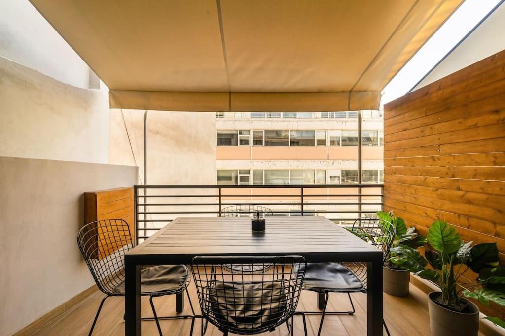 Super Stylish Apartments In The Heart Of Athens! Exteriör bild